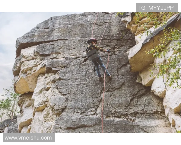 成都攀岩队的耐力挑战与训练揭秘探索攀岩运动的极限之美